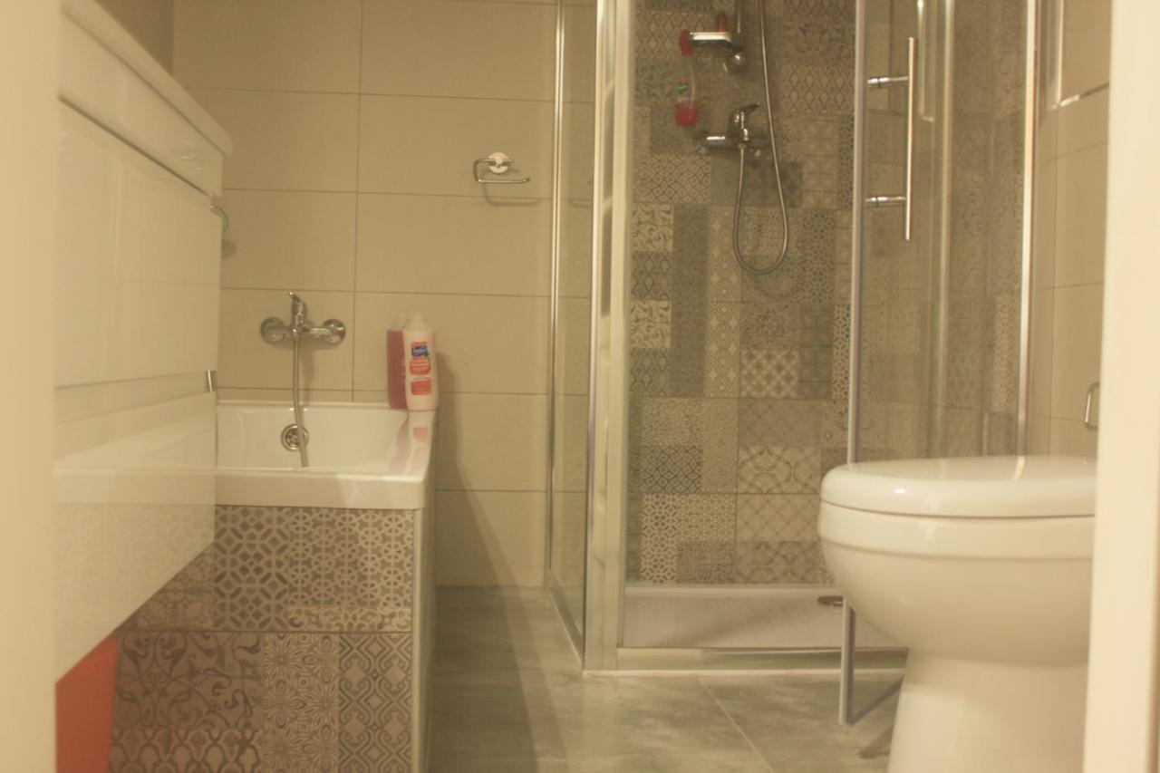 Giljana Ensuite Rooms Shared Terrace & Kitchen Saint Julian's Bagian luar foto